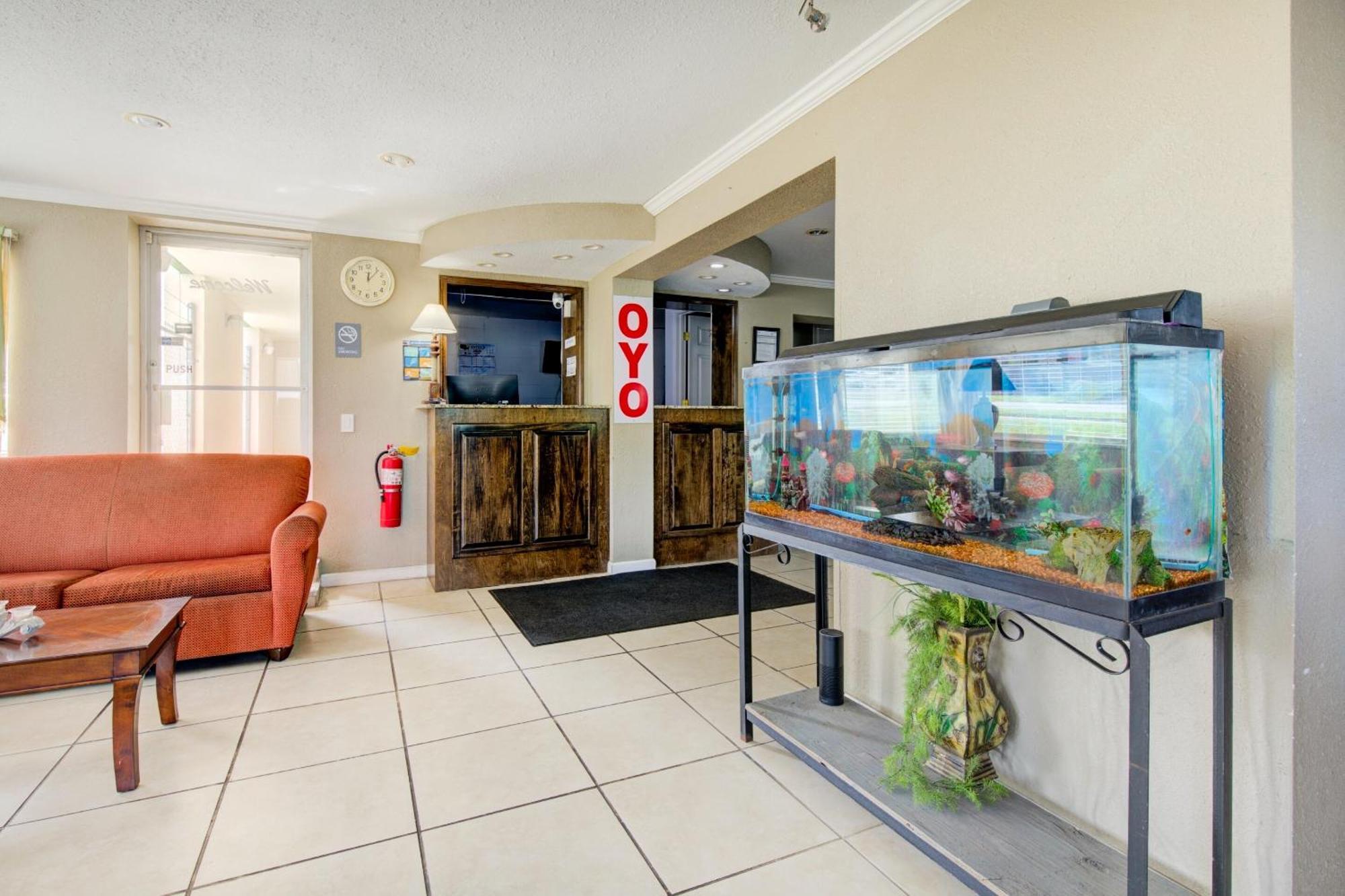 Oyo Hotel Douglas Ga Us-441 Luaran gambar