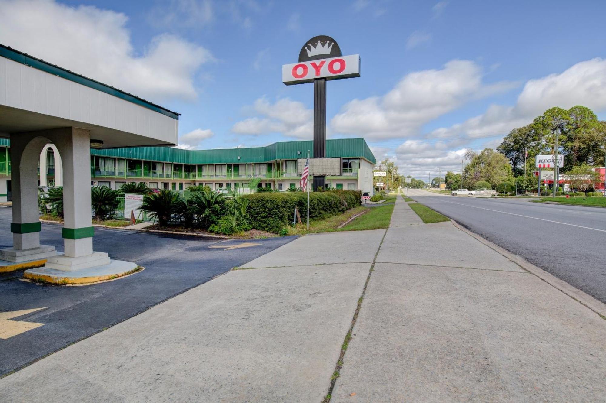 Oyo Hotel Douglas Ga Us-441 Luaran gambar