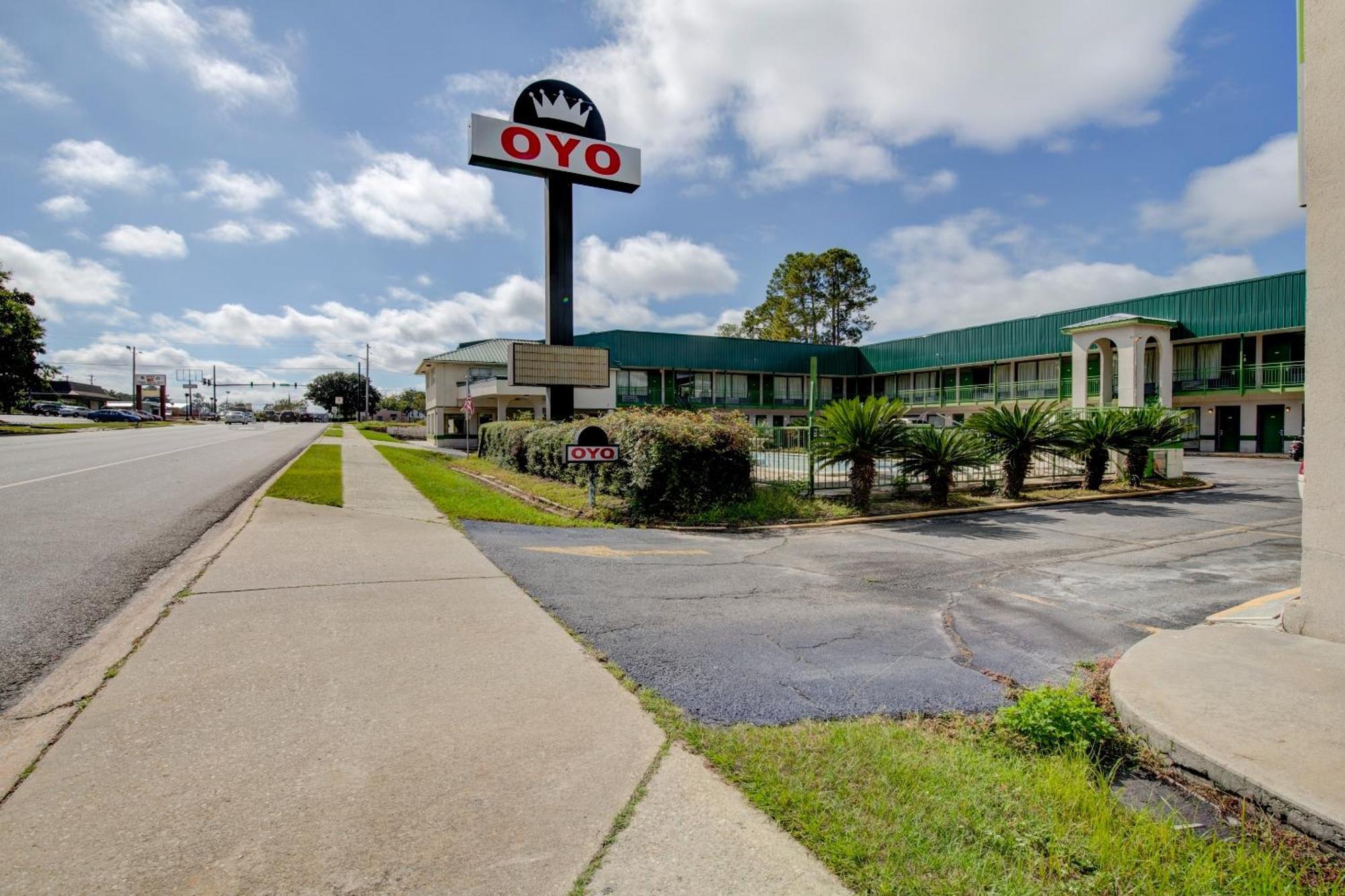 Oyo Hotel Douglas Ga Us-441 Luaran gambar