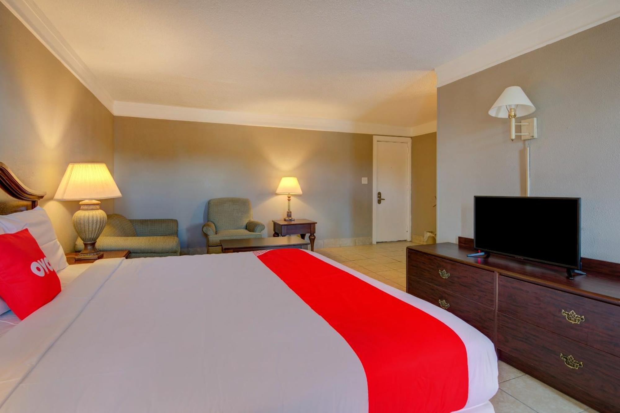 Oyo Hotel Douglas Ga Us-441 Luaran gambar